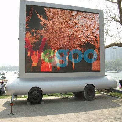 China O caminhão alugado exterior da exposição de diodo emissor de luz da cor P5.95 completa montado conduziu a tela 28235 Pixel/M2 fornecedor