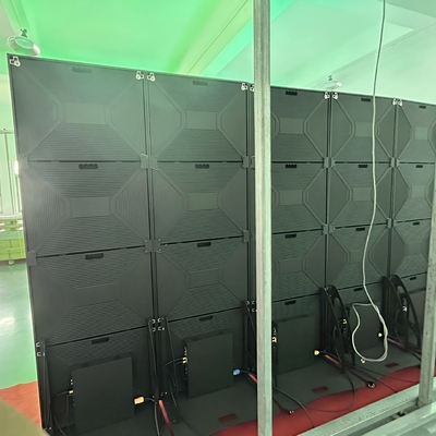 P2.5 Modulo de exibição de cartazes digitais LED com tecnologia GOB de preenchimento de cola na superfície da lâmpada