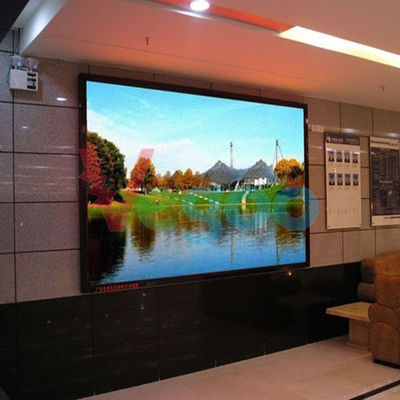 Tela interna P7.62mm 1200cd/㎡ da propaganda comercial de cor completa