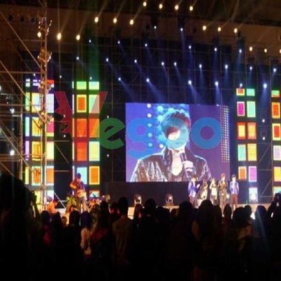 Os shopping/locais de encontro da música/concerto conduziram a exposição 65536 Pixel/M2