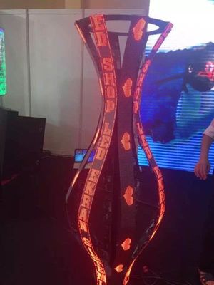 A elevação refresca o painel conduzido Lightningproof à prova de choque conduzido flexível P4 da visualização ótica de taxa