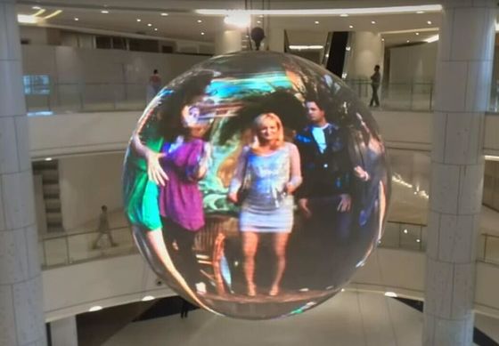 Definição alta bola conduzida da tela, exposição conduzida curvada da cor completa de P4 SMD