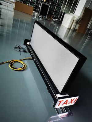 Cor completa exterior 3G 4G de sinal de propaganda P2.5 da tela de exposição do diodo emissor de luz do táxi da parte superior do telhado do carro do brilho alto P3 P4.81 P5