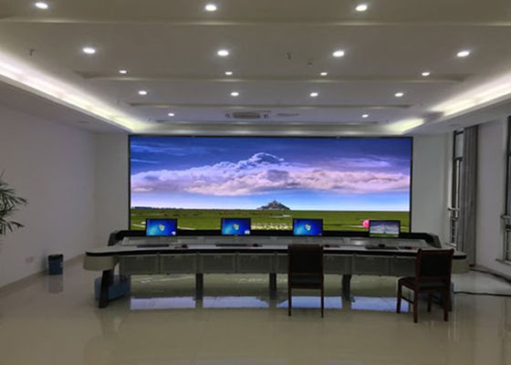 Exposição de diodo emissor de luz interna Ultrathin da cor completa de P2.5 1R1G1B
