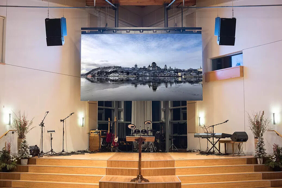 Exibição LED de parede de vídeo de igreja P1.875-P4 com instalação suspensa