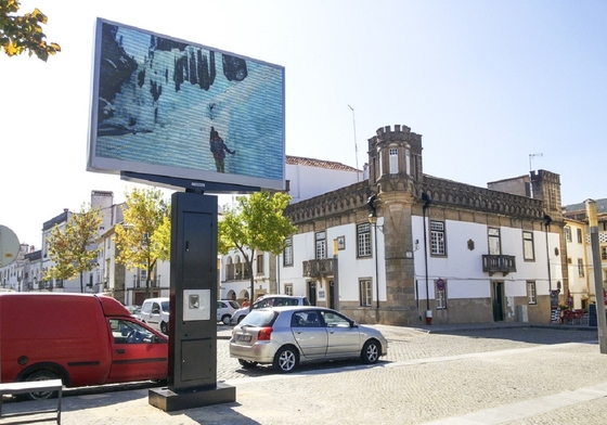 Display LED externo de alta luminosidade, impermeável a água, de painel de ferro P10 para serviço frontal e traseiro