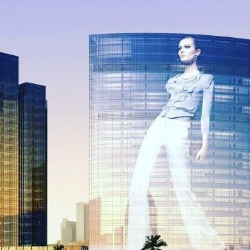 A instalação flexível fácil forte transparente da exposição de diodo emissor de luz P3.91-7.81 da sala de exposições